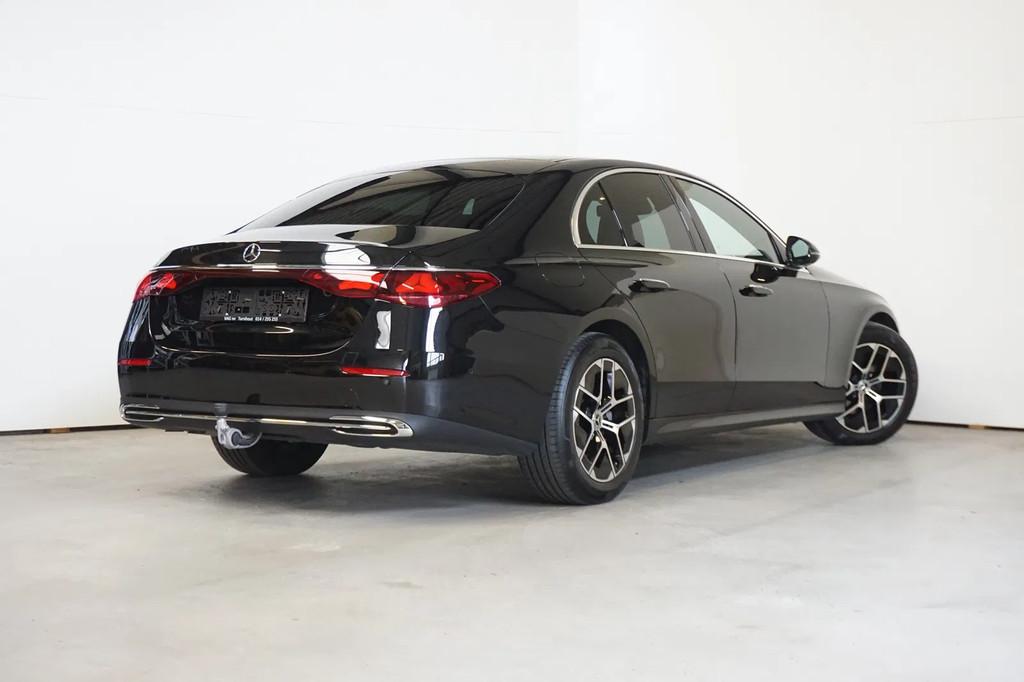 Mercedes-Benz E-Class 220 d - TREKHAAK WEGKLAPBAAR, Auto's, Automaat, 145 kW, Gebruikt, Leder en Stof