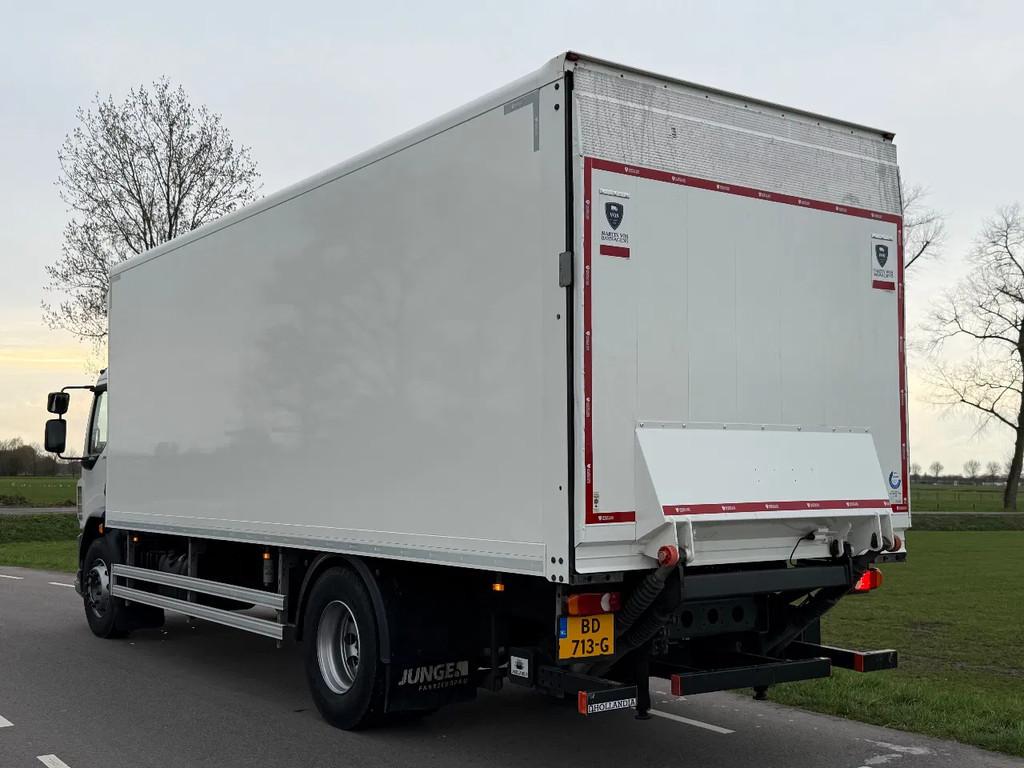 DAF CF 320 LF320.19 EURO6. 2021 Bakwagen met 3000kg Laadklep, Auto's, Vrachtwagens, Automaat, Achterwielaandrijving, Euro 6, Diesel