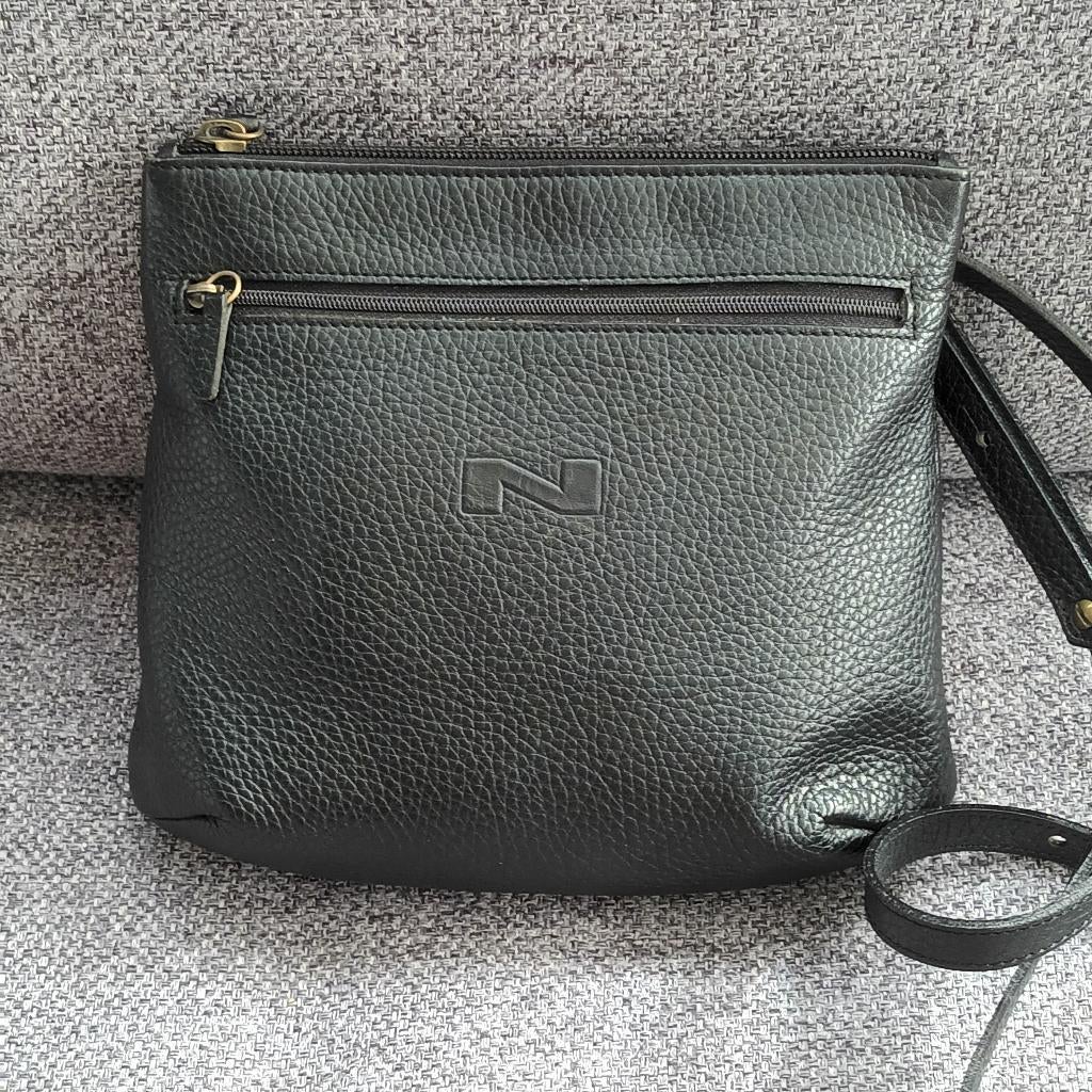 Natan cross body handtas zwart zgan, Handtassen en Accessoires, Tassen | Damestassen, Verzenden, Zo goed als nieuw, Zwart, Schoudertasje