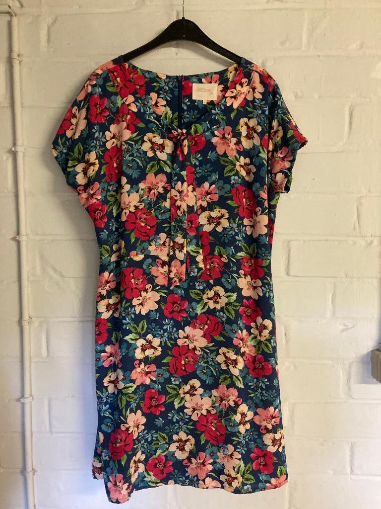 Gebloemd zomerkleed, Comme ça, 44 gevoerd, achteraan rits, Kleding | Dames, Jurken, Maat 42/44 (L), Zo goed als nieuw, Roze, Comme ça