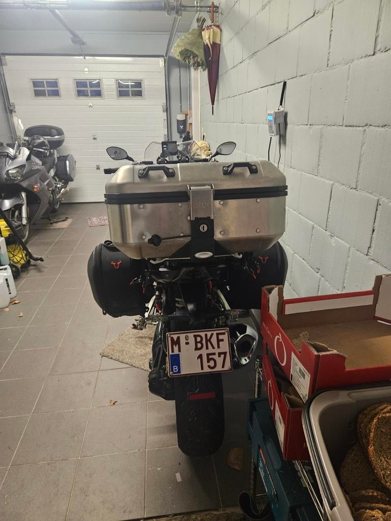 Givi dolomiti 30 DLM30 aluminium topkoffer, Ophalen, Gebruikt