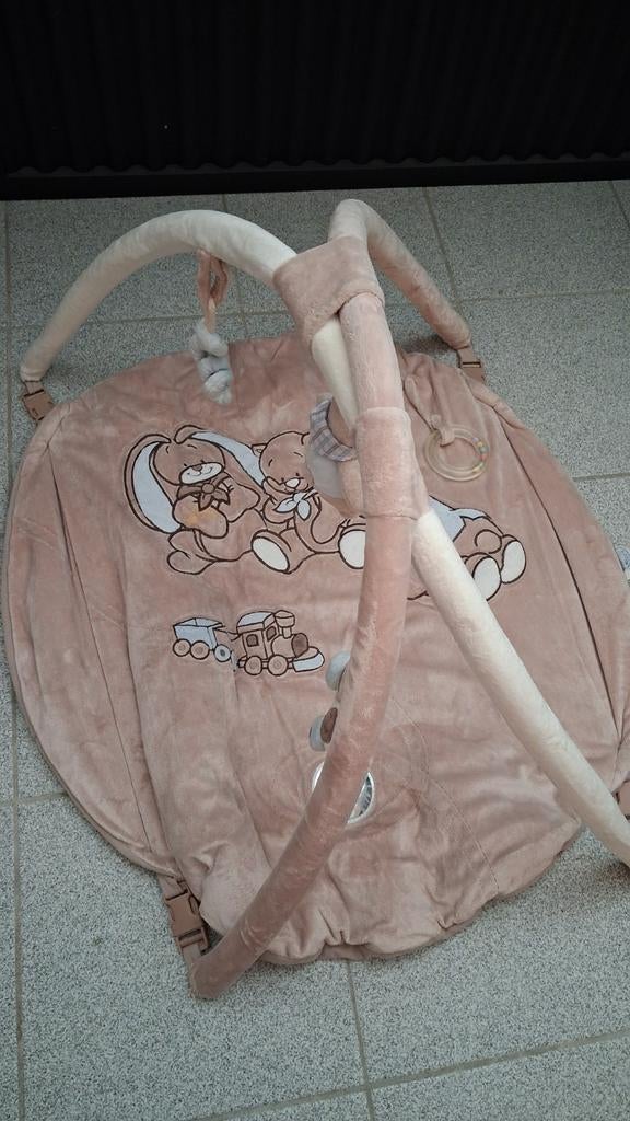 Tapis de jeu pour bébé Noukie's, Enfants & Bébés, Enlèvement, Utilisé