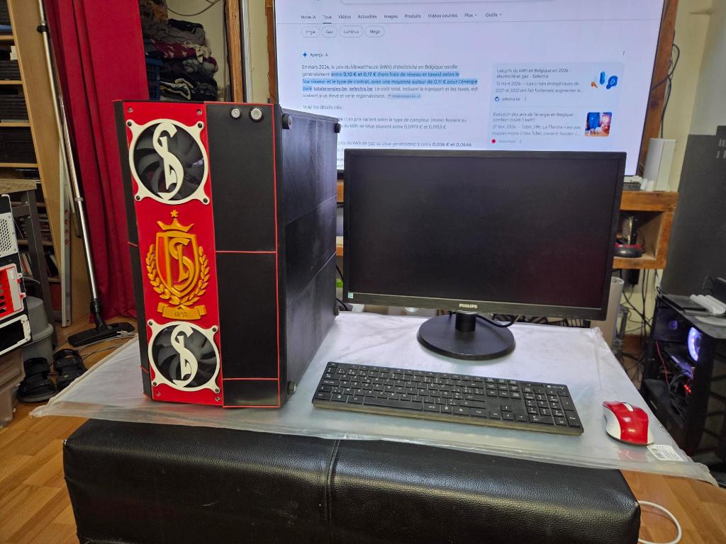 pc complet : tour + écran + clavier +souris, Informatique & Logiciels, 256 GB, 4 Ghz ou plus, Enlèvement, SSD