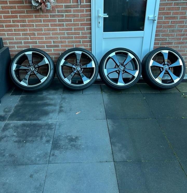 Jantes Audi A3 S3 RS3 Rotor 19'' avec pneus Pirelli, Autos : Pièces & Accessoires, Enlèvement ou Envoi, Pneus été, Pneu(s), 19 pouces