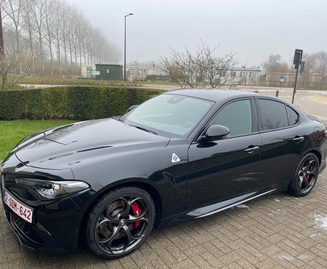 Alfa Romeo Guilia Quadrifoglio, Achat, 6 cylindres, Berline, Automatique