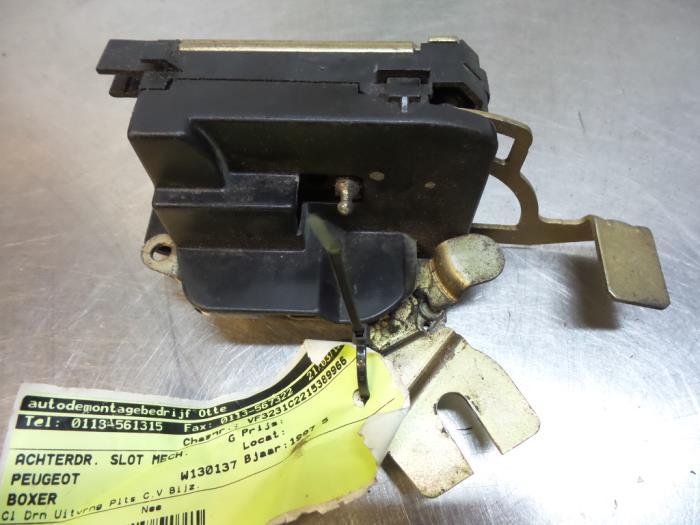 Slotmechaniek achterdeur Bus-Bestel van een Peugeot Boxer, Gebruikt, -, -, Ophalen of Verzenden