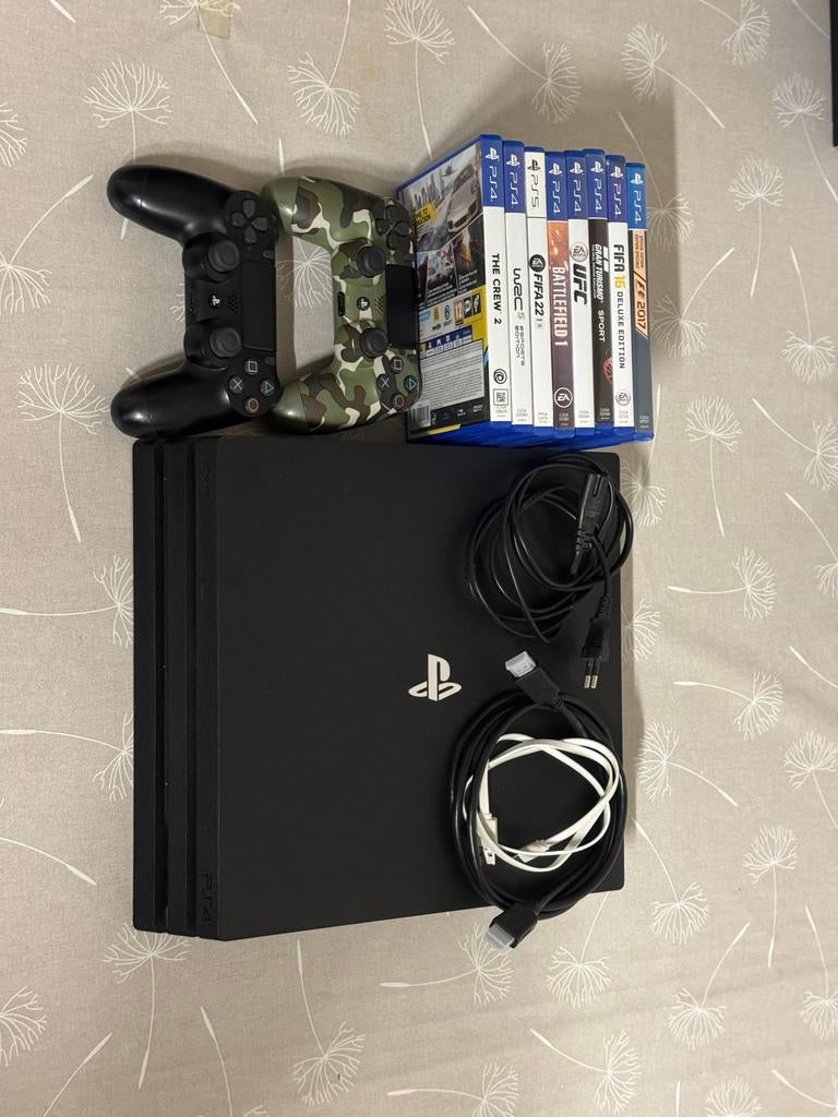 PS4 Pro 1TB + 2 Controllers + 8 Games | Klaar om te spelen, Games en Spelcomputers, Spelcomputers | Sony PlayStation 4, Ophalen