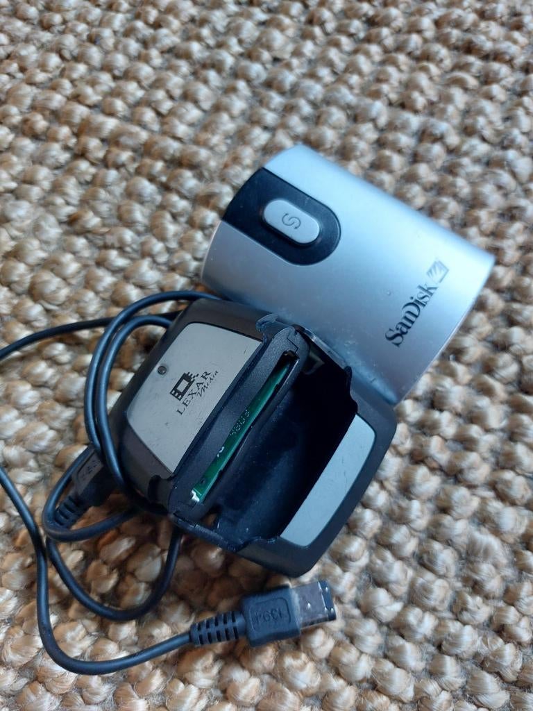 Compacte firewire- en USB-flashdrive, Computers en Software, Ophalen of Verzenden