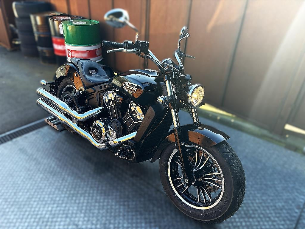 Indian Scout 2022 abs 1133cm³ 6400km garantie 1.2,3 jaar jhb, Motoren, 2 cilinders, Moto indian, Bedrijf, 1133 cc