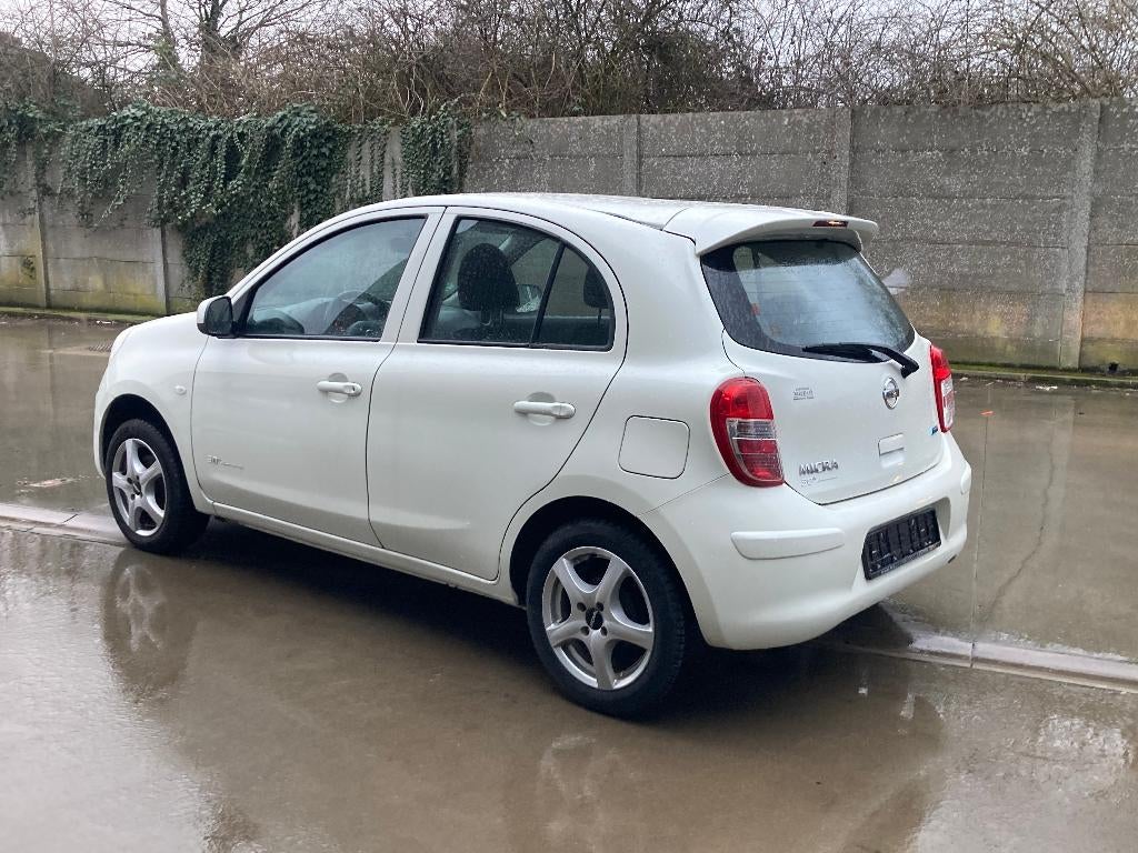 Nissan micra 1.2 benzine 2013 met 83000km*airco*garantie, Auto's, Nissan, Euro 5, Stof, Zwart, Wit