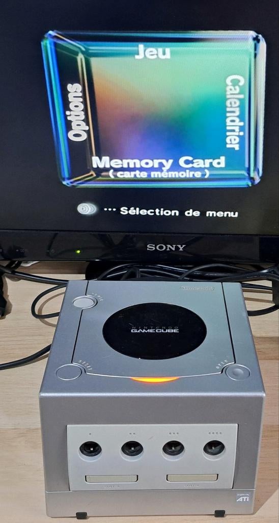 Gamecube ne lit plus les jeux à réparer vendu seul sans rien, Consoles de jeu & Jeux vidéo, Enlèvement ou Envoi, Ne fonctionne pas