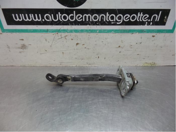 Butée 4portes arrière droite d'un Kia Sportage (Sportage 0, Autos : Pièces & Accessoires, Kia, -, Utilisé, -