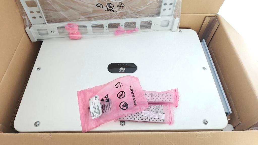 Huawei SUN2000-100KTL 100 kw, Bricolage & Construction, Panneaux solaires & Accessoires, Enlèvement, Comme neuf