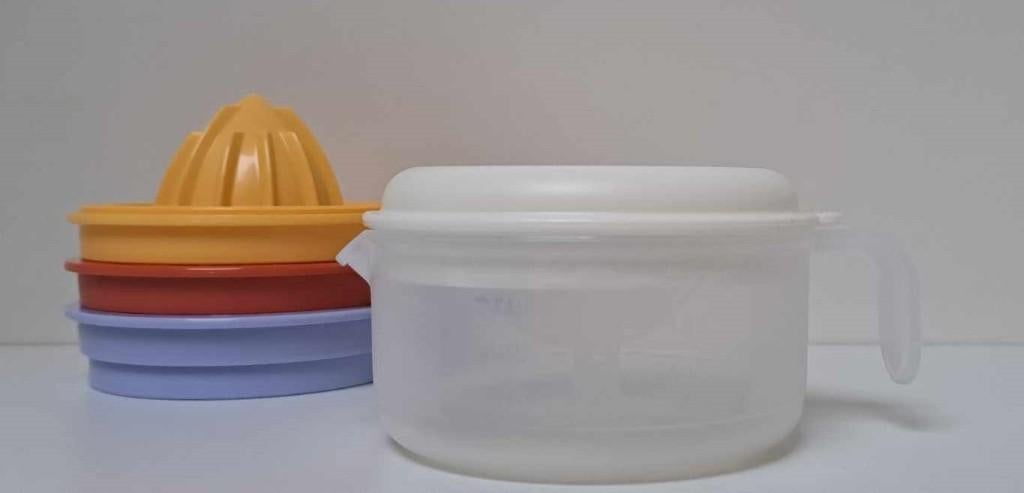Tupperware™ « Aide-Gastronome » multicolor, Envoi, Neuf, Jaune, Récipient ou Bol