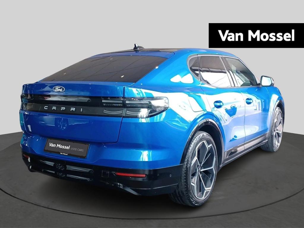 Ford Capri AWD Premium - 546km Range - Pano - 360 View, Auto's, Automaat, Stof, Overige modellen, Blauw