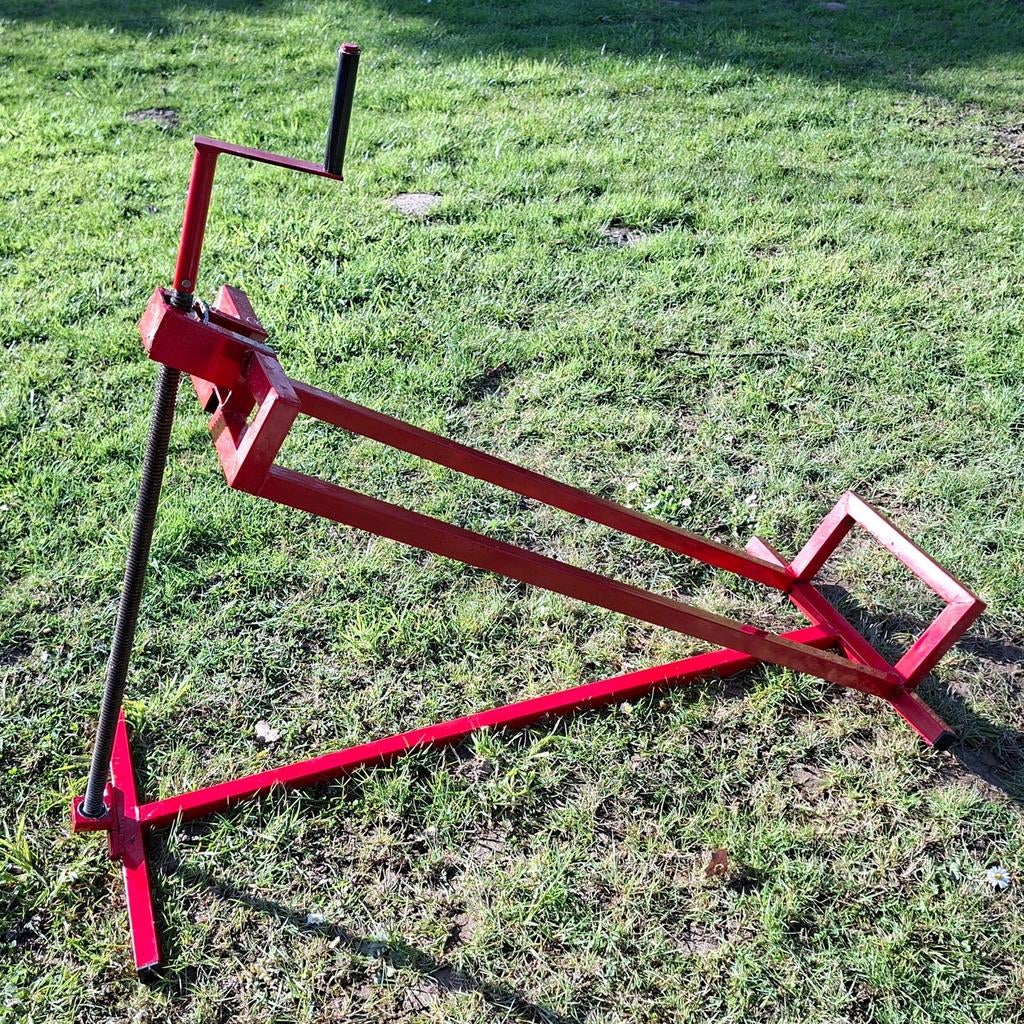 Lève tracteurs, Zakelijke goederen, Landbouw | Werktuigen, Ophalen