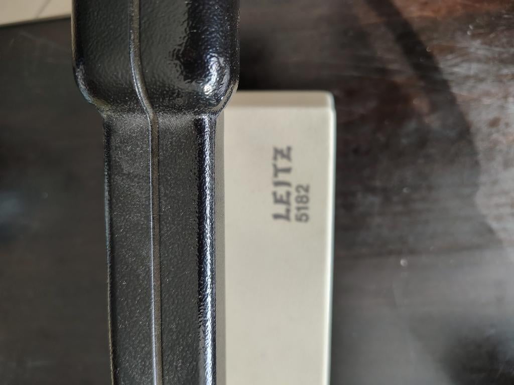 Perforator Leitz 5182, Enlèvement, Utilisé