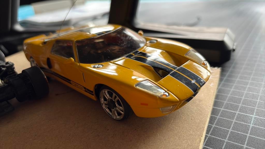 2 voitures rc  IWaver Kyosho, Hobby & Loisirs créatifs, Modélisme | Radiocommandé & Téléguidé | Voitures, Enlèvement ou Envoi