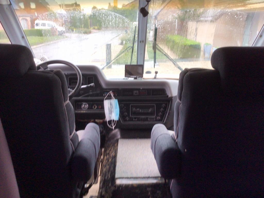 Mobilhome Chevrolet, oldtimer, Caravans en Kamperen, Mobilhomes, Automaat, Chemisch toilet, Buscamper of Camperbus, Vloeistofverwarming