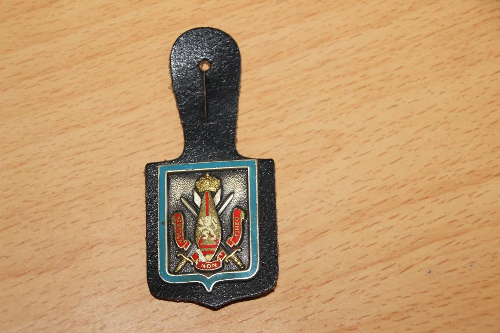 ABL Borsthanger „DOVO - SEDEE”, Verzenden, Landmacht, Embleem of Badge