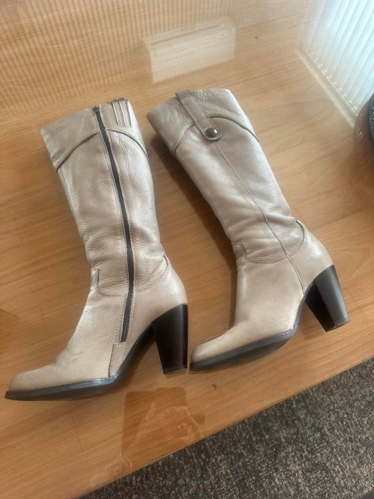 Ledere laarzen, Ophalen, Zo goed als nieuw