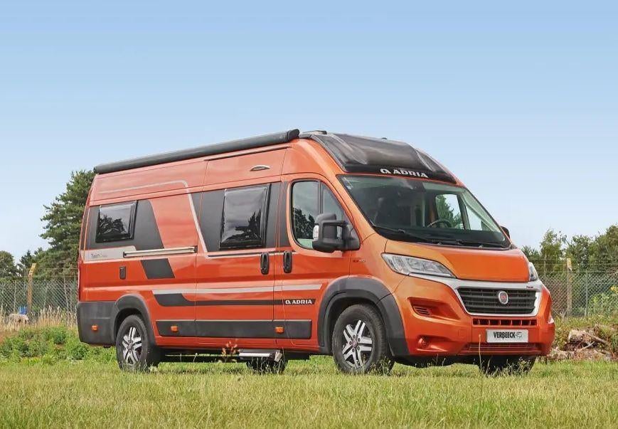 Mobil-home Adria 640 SLB, Caravanes & Camping, Trousse de toit, Entreprise, Fiat, Diesel