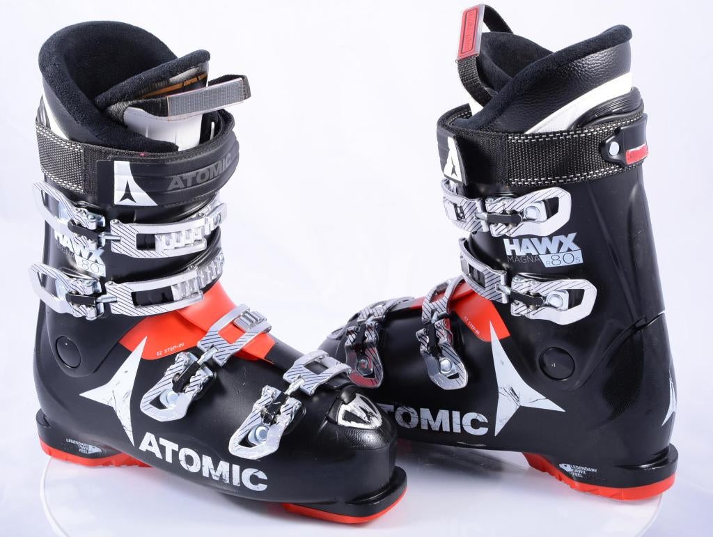 Chaussures de ski 40,5 41 42 EU ATOMIC HAWX MAGNA, Sports & Fitness, Ski & Ski de fond, Utilisé, Chaussures, Atomic, Carving, Enlèvement ou Envoi