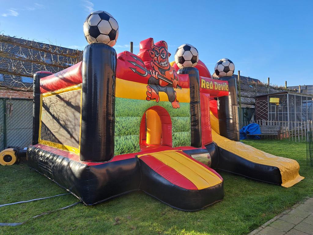 Red Devil springkasteel, Ophalen, Zo goed als nieuw