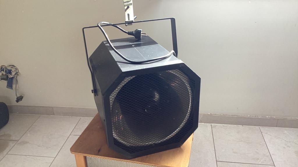 Blacklight kanon, Muziek en Instrumenten, Licht en Laser, Ophalen, Zo goed als nieuw