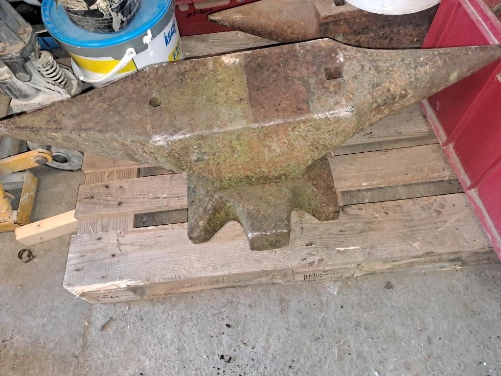 aambeeld, Ophalen, Gebruikt