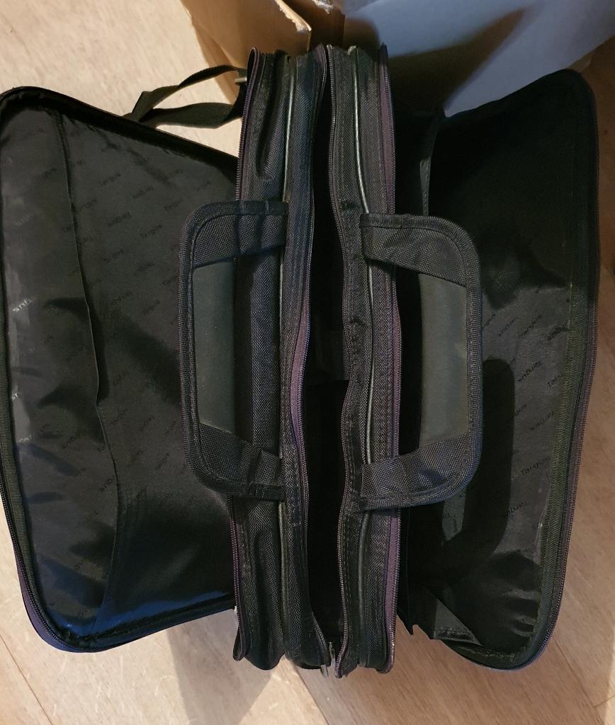 Sac pour ordinateur portable, Computers en Software, Laptop-opladers, Ophalen of Verzenden, Zo goed als nieuw