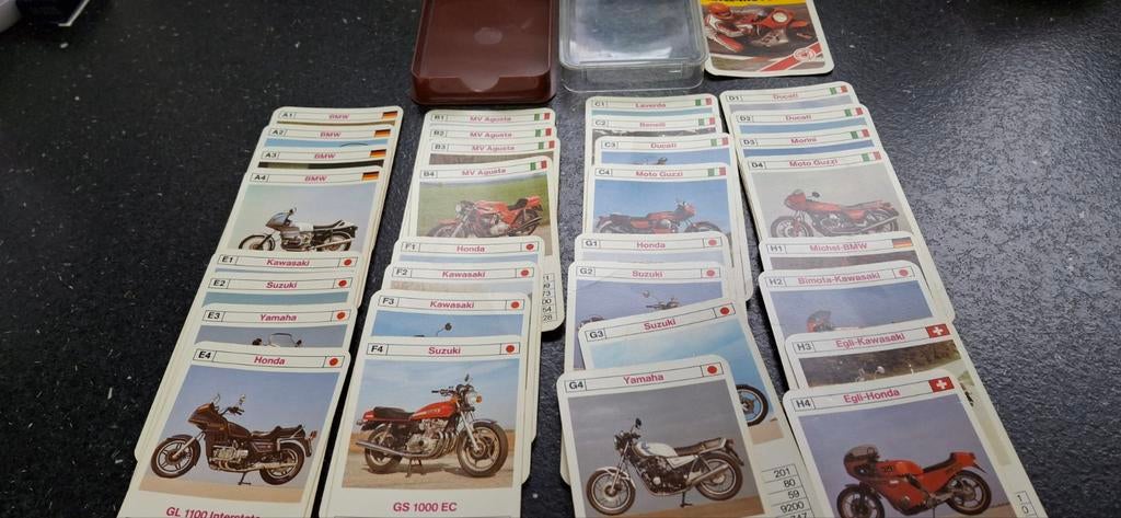 Vélos de course vintage Top Ass, quatuor, moto, Guzzi, Yamah, Enlèvement ou Envoi, Utilisé, Jeu(x) des sept familles