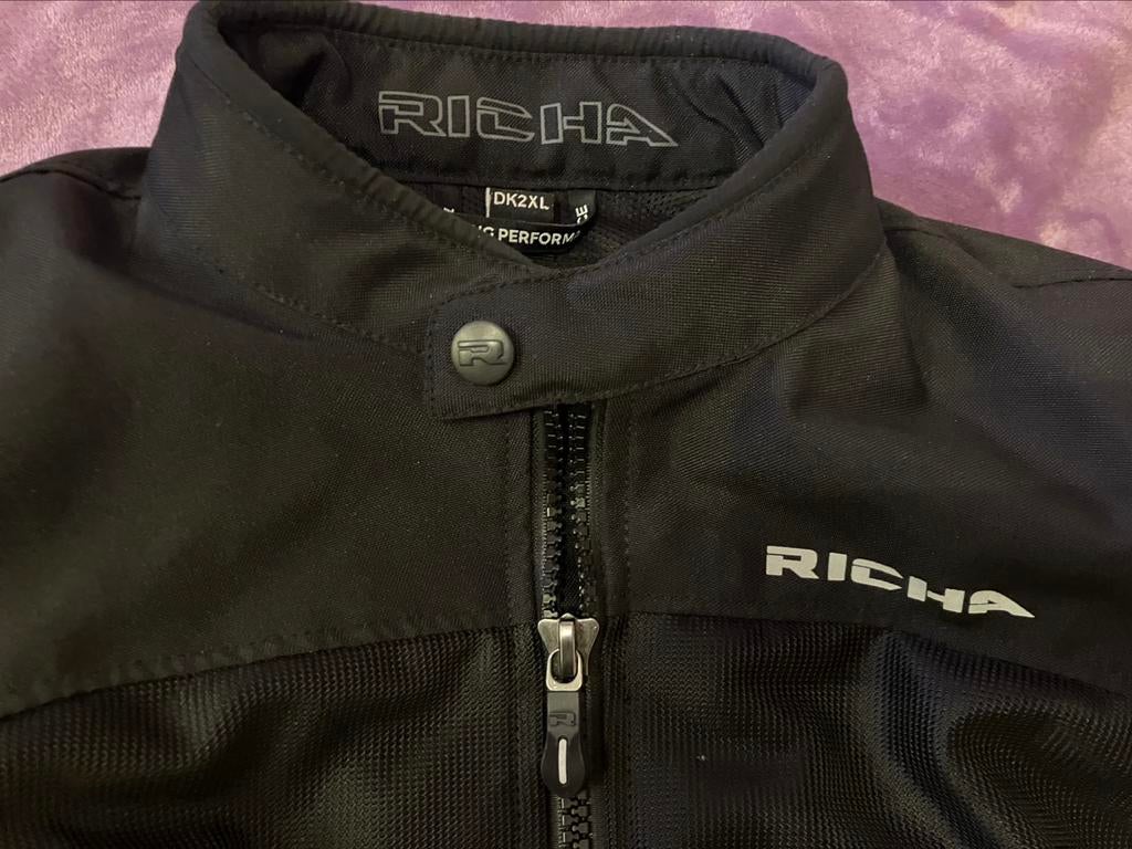 Veste moto RICHA (S) avec protections coudes et épaules, Motos, Enlèvement