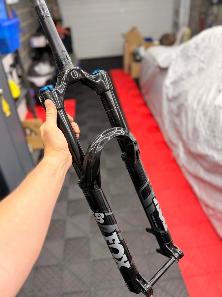 Fox 38 performance, Enlèvement ou Envoi, Comme neuf