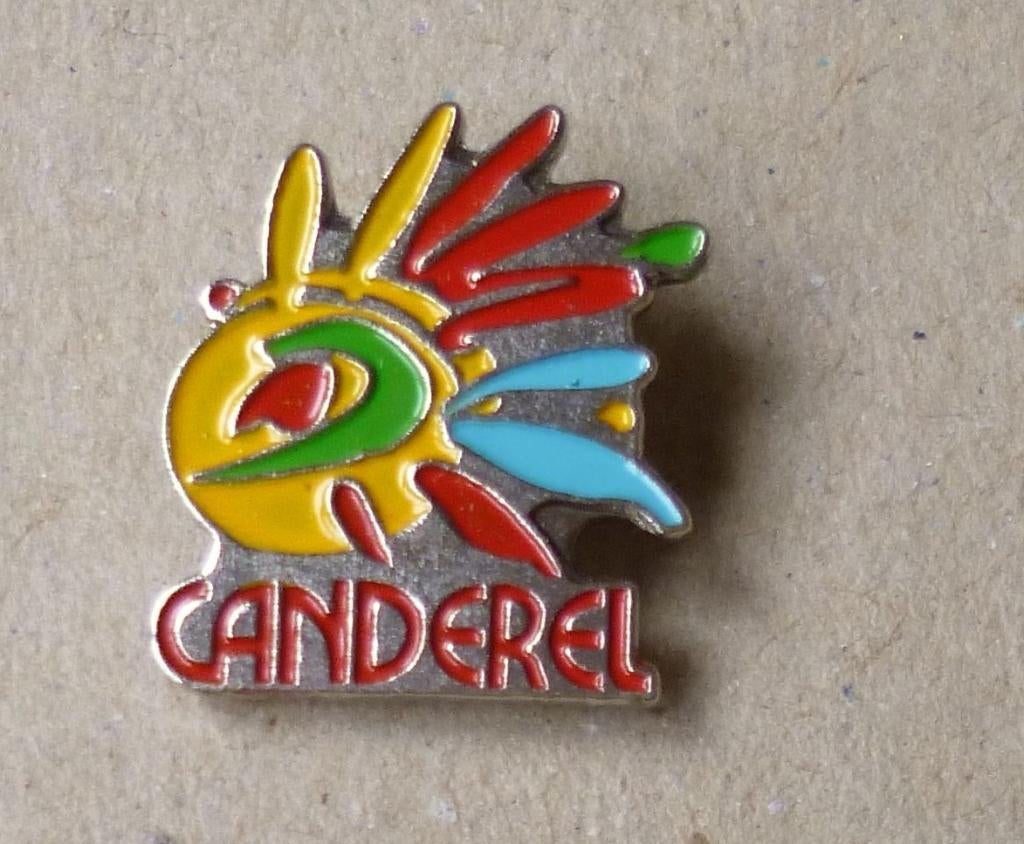 Pin Canderel. Metaal en emaille., Verzamelen, Ophalen of Verzenden, Zo goed als nieuw, Merk, Speldje of Pin