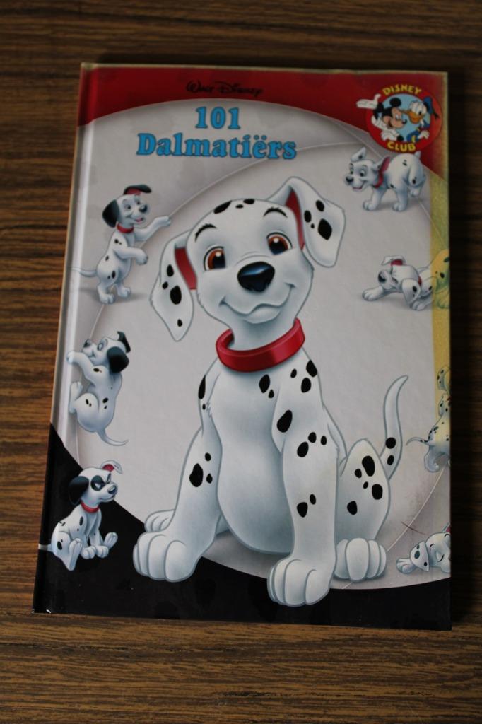 Disney boekenclub 101 dalmatiërs (boek en cd), Boeken, Gelezen, Walt Disney, Ophalen of Verzenden, Sprookjes