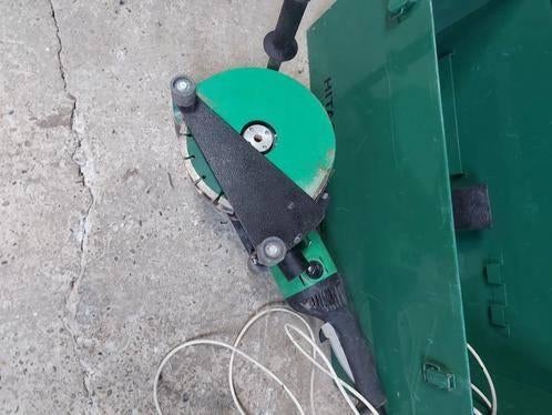 La scie à fente Hitachi coupe jusqu'à 65 mm, 2400 W, Enlèvement, Comme neuf, 1000 watts ou plus, Autres types