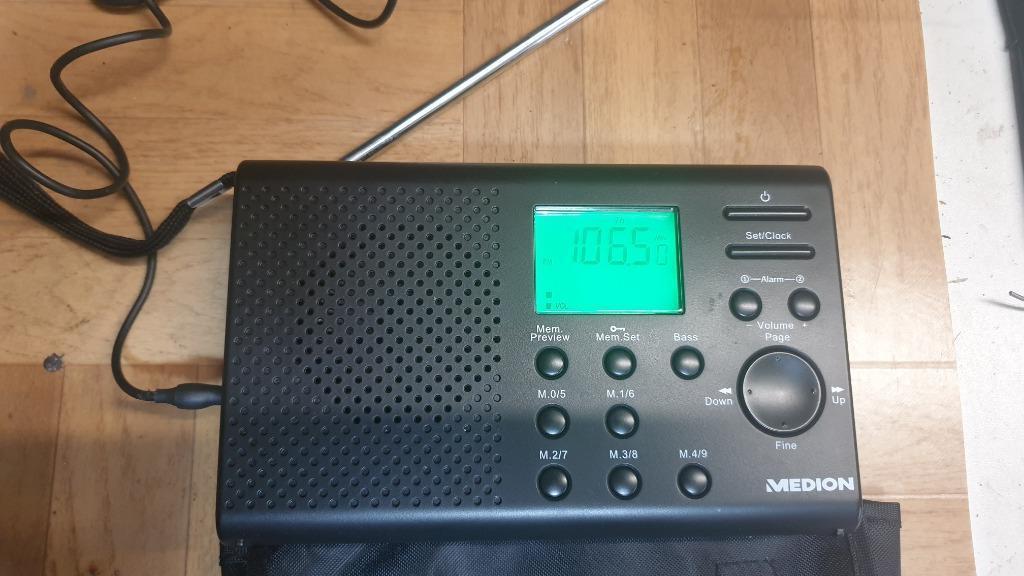 jw1320: Wereldradio , wereldontvanger Medion MD84943, Enlèvement ou Envoi, Comme neuf, Récepteur universel