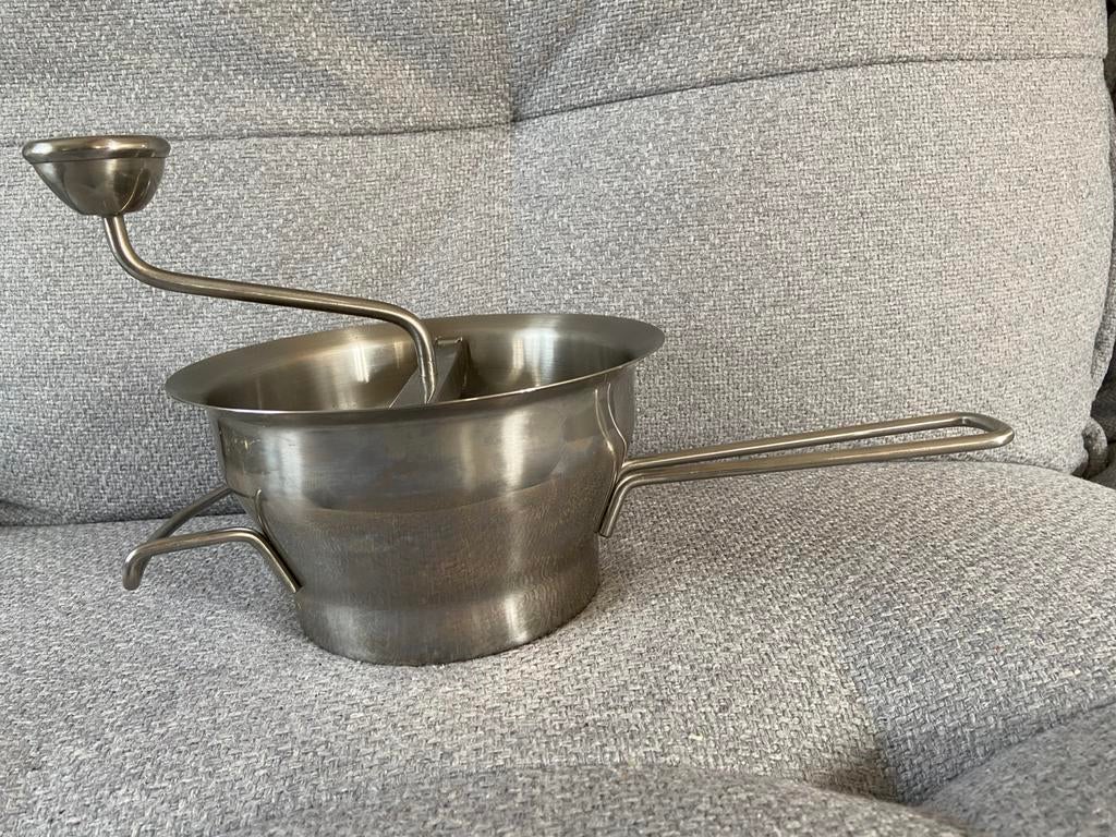 Passe vite merk Kuchenprofi, Maison & Meubles, Enlèvement