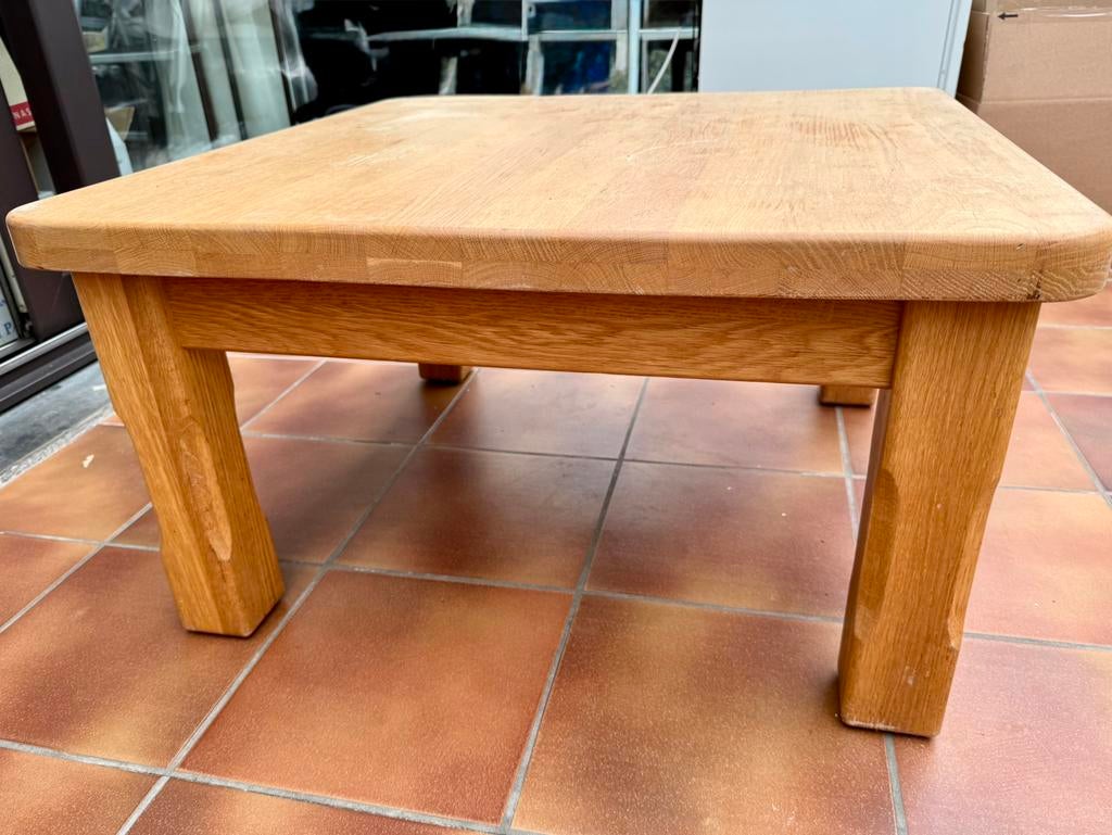 Table basse en bois massif - à rafraîchir, Maison & Meubles, Tables | Tables de salon, Moins de 50 cm, 50 à 100 cm, Carré, Enlèvement
