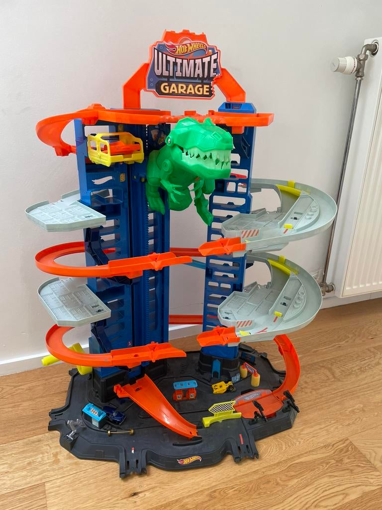 Hot wheels Ultimate Garage in perfecte staat, Ophalen, Zo goed als nieuw, Racebaan, Hot Wheels