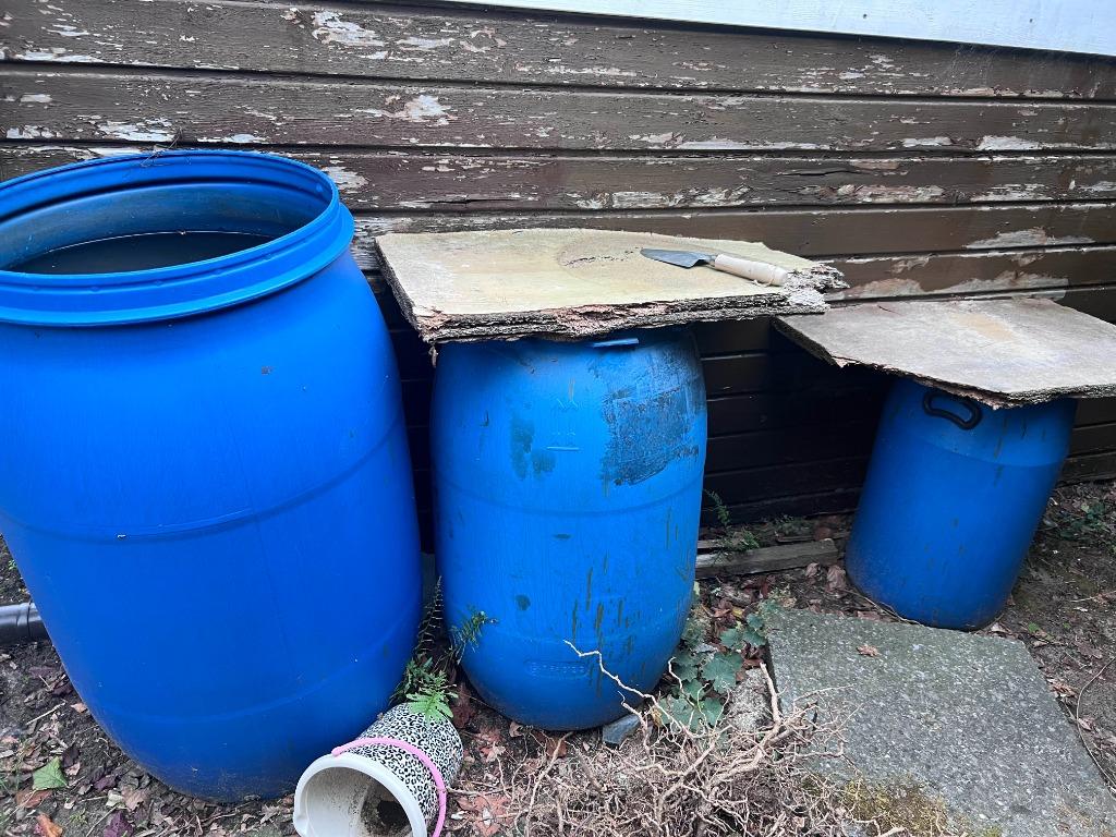 drie regenwater tonnen, Enlèvement, Utilisé, Synthétique