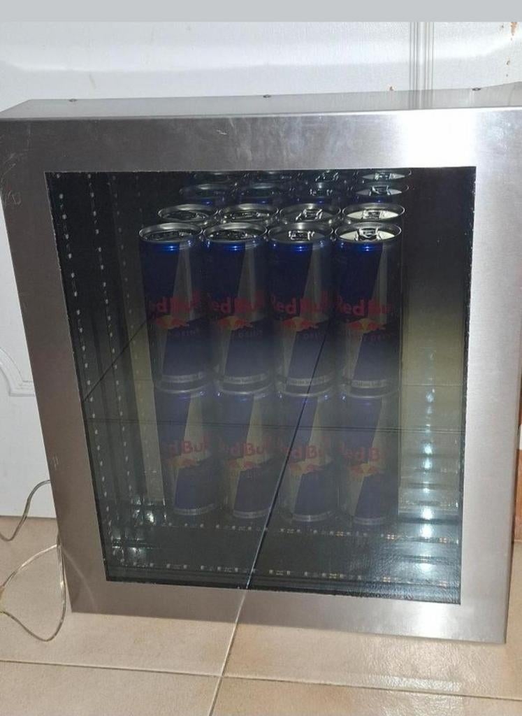 Red bull, Verzamelen, Merken en Reclamevoorwerpen, Ophalen