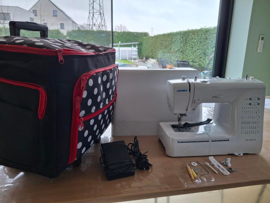 Naaimachine juki HZL 60HR B + trolley, Ophalen, Naaimachine