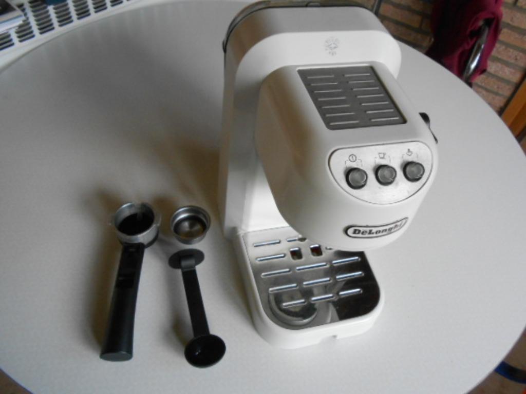 koffiezet De Longhi type EC250.W  wit met stomer, Gebruikt, Koffiemachine, Gemalen koffie, Ophalen of Verzenden