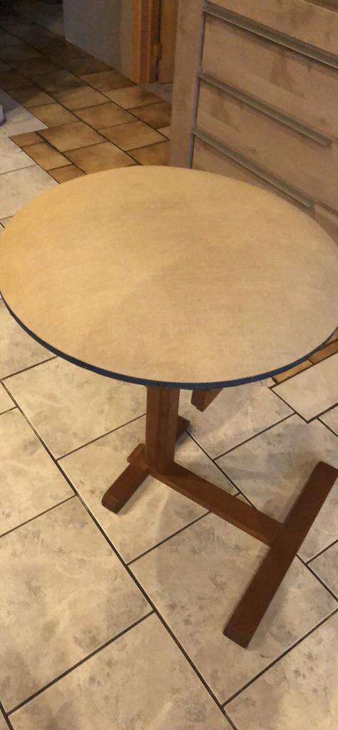 Pied avec son coussin de dentelle, Hobby & Loisirs créatifs, Dentelle, Enlèvement, Utilisé, Coussin