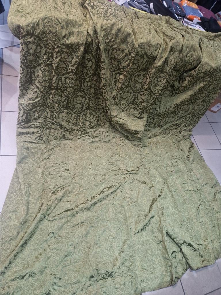 Tentures velours occultantes, Maison & Meubles, Ameublement | Rideaux & Stores à lamelles, Kitch, 100 à 150 cm, Utilisé, 200 cm ou plus