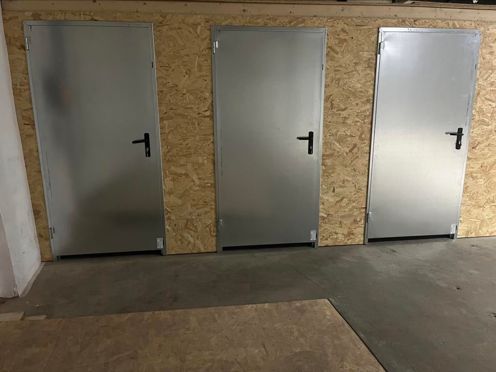 Box de stockage sécurisé à Eugies, Immo