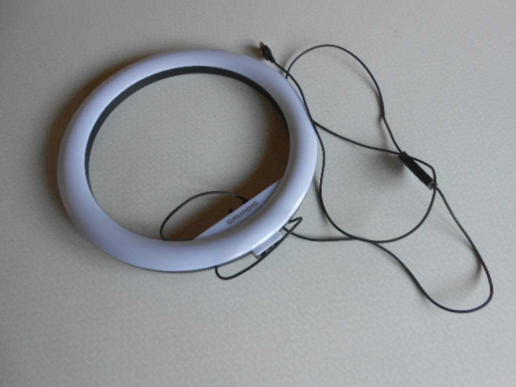 Grundig Selfie lichtring Ø25cm USB item N 04167, Ophalen of Verzenden, Gebruikt, Minder dan 40 cm, Grundig