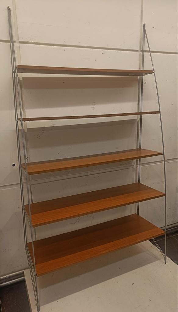 Niels Gammelgaard voor IKEA etagere / rek, Enlèvement